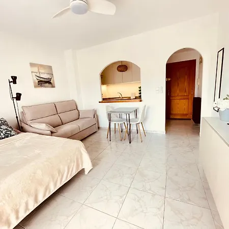 Acogedor Estudio * La Marina