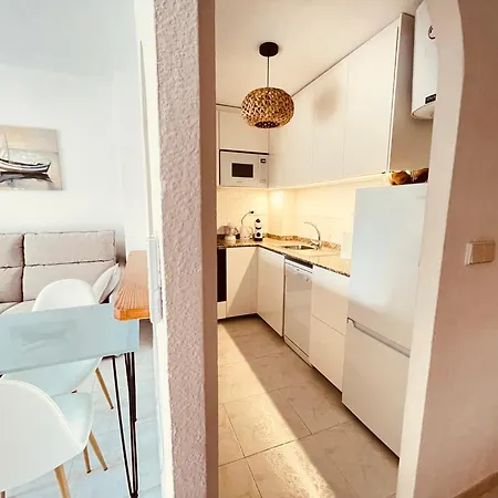 Acogedor Estudio Apartment La Marina